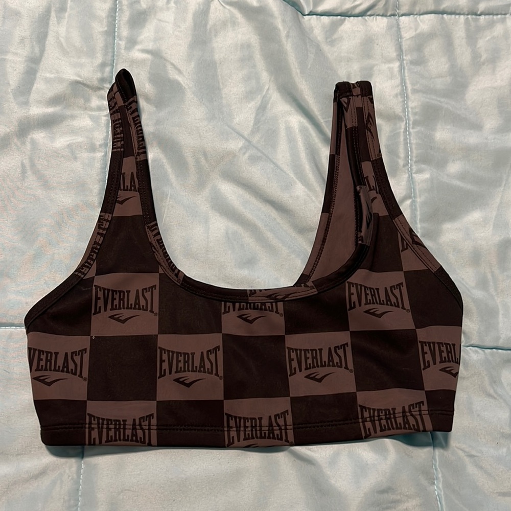 Forever 21 and everlast partnership sports bra